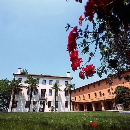Hotel Dall'Ongaro Ghirano Exteriör bild