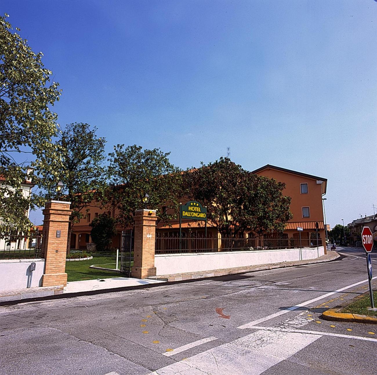 Hotel Dall'Ongaro Ghirano Exteriör bild